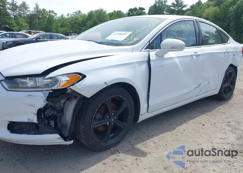 2016 Ford Fusion z USA, uszkodzony, nr VIN 3FA6P0HD5GR336286